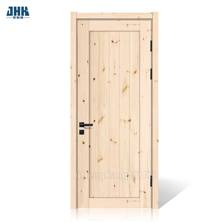 Натуральная яркая сучковатая дверь из соснового дерева
